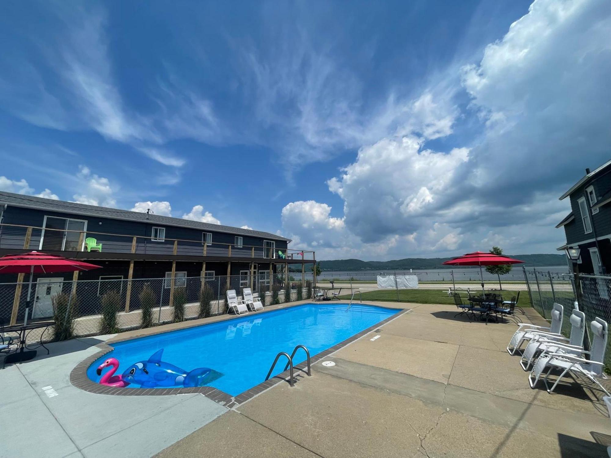 Single King Room Lake City المظهر الخارجي الصورة
